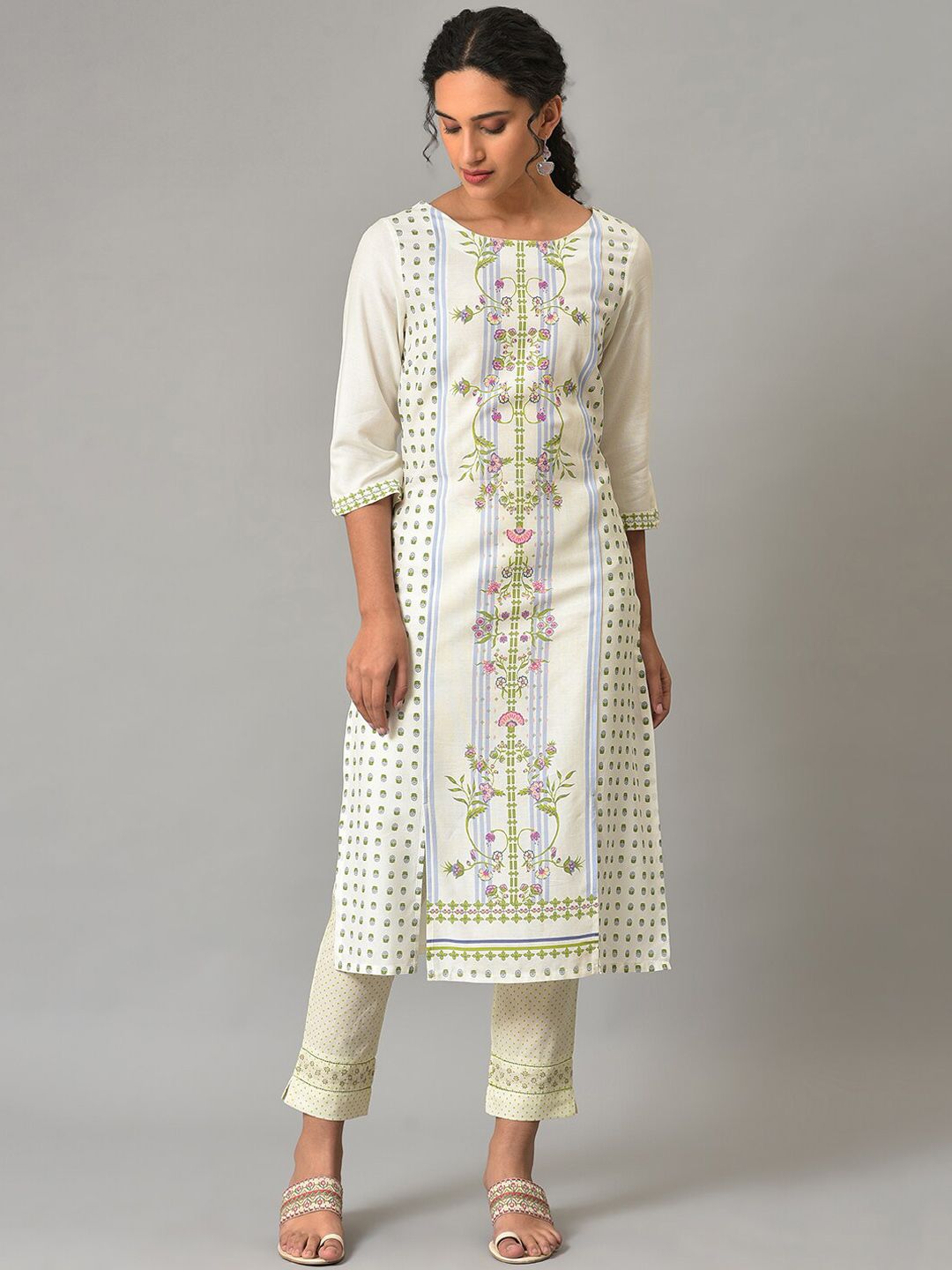 W Women White & Green Geometric Printed Mid Rise Pure Cotton Cropped Trousers