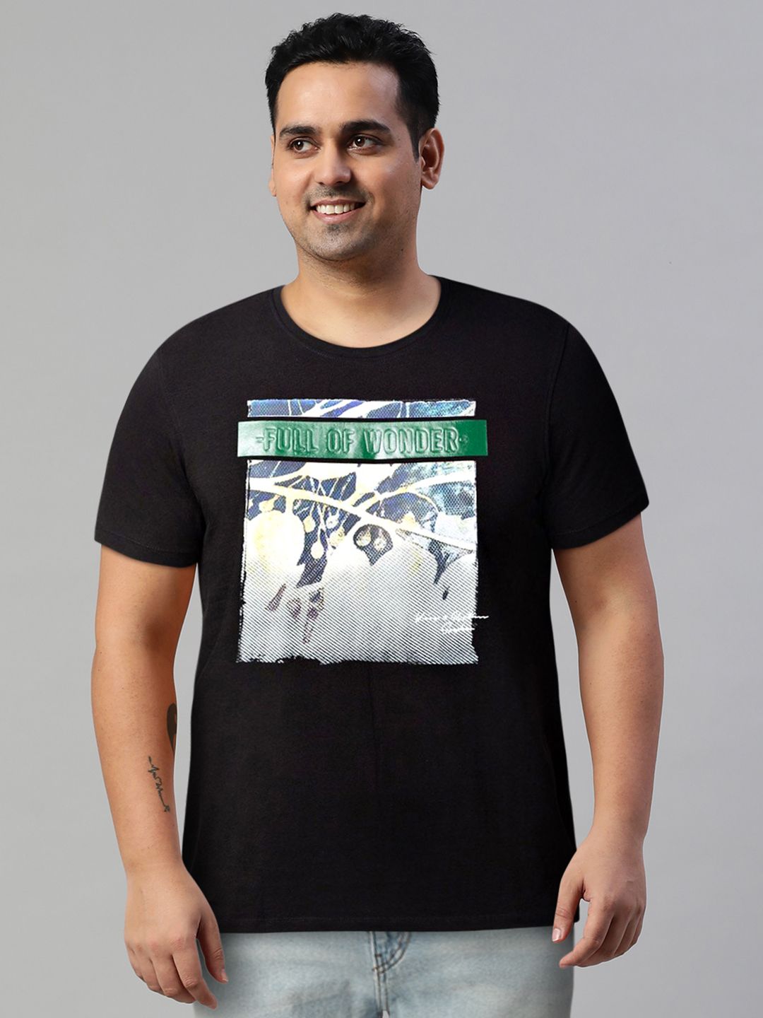 SPYKAR Men Printed Slim Fit Cotton T-shirt