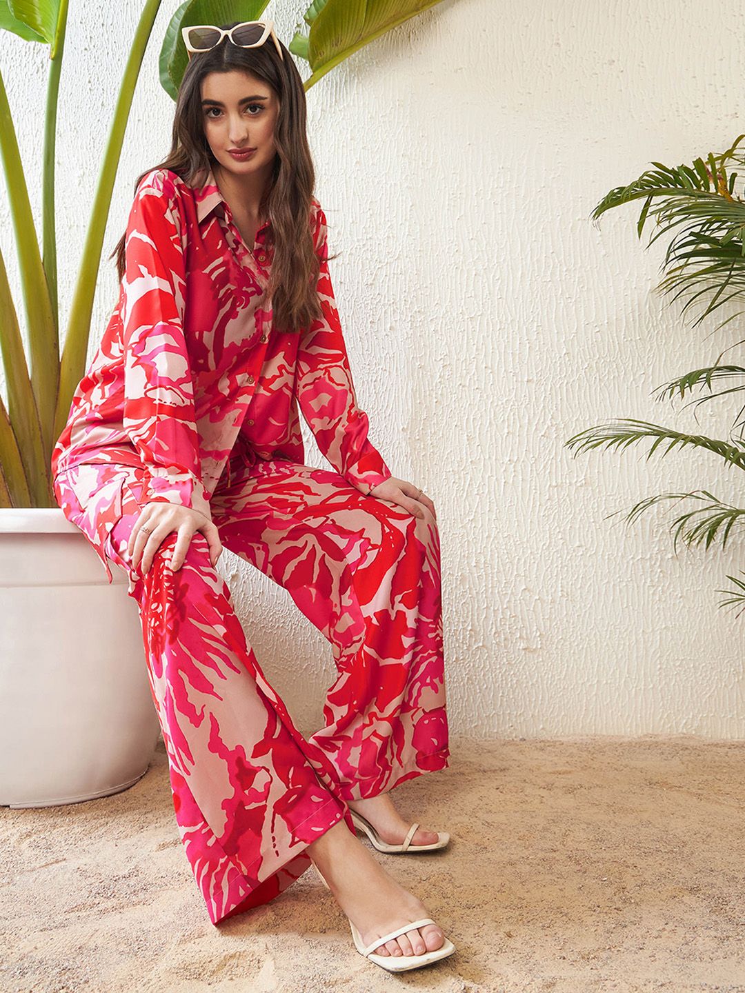 SASSAFRAS Red Floral Printed Oversize Shirt with Cargos