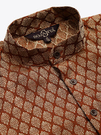 SOJANYA Kurta Rekaan Tenunan Maroon & Beige Lelaki dengan Jaket Churidar & Nehru