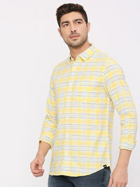 SPYKAR Slim Fit Tartan Checks Opaque Checked Cotton Casual Shirt