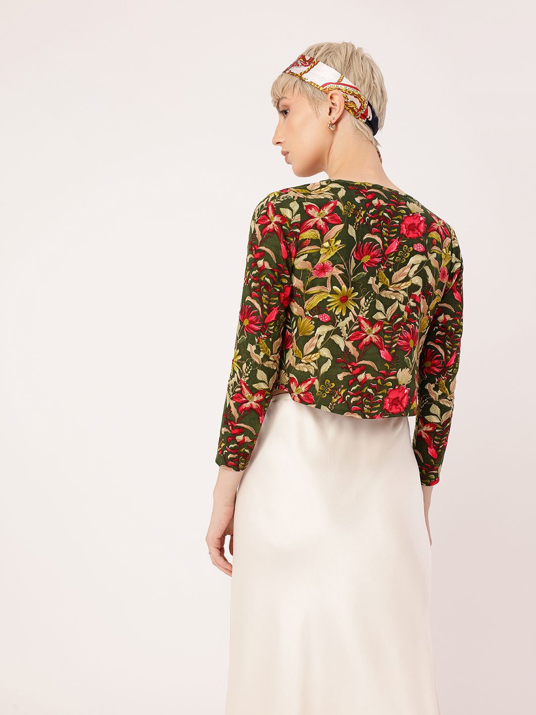 DressBerry Floral Printed Tie-Up Front Open Crop Top