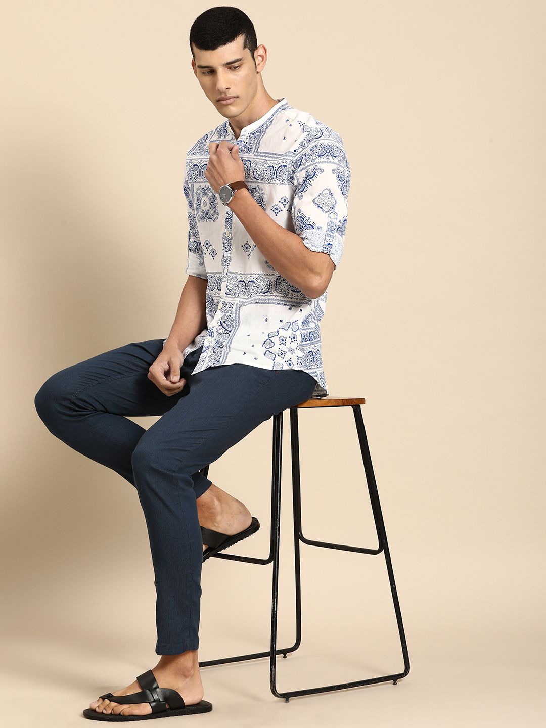 Anouk Men White And Blue Printed Pure Cotton Casual Shirt