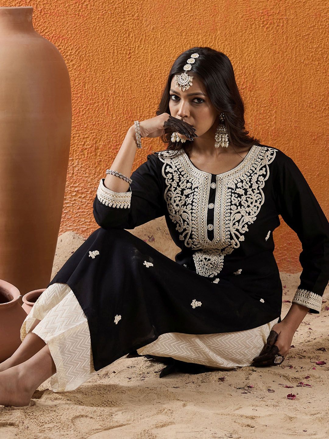 Indo Era Floral Embroidered Thread Work Straight Kurta