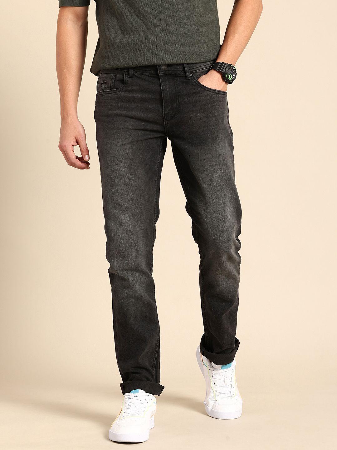 Menjadi Lelaki Slim Fit Light Fade Stretchable Jeans