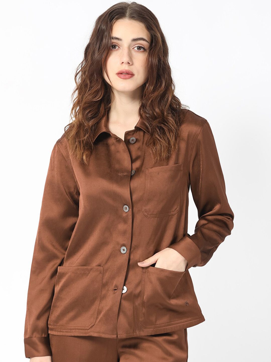 RAREISM Spread Collar Boxy Satin Shacket