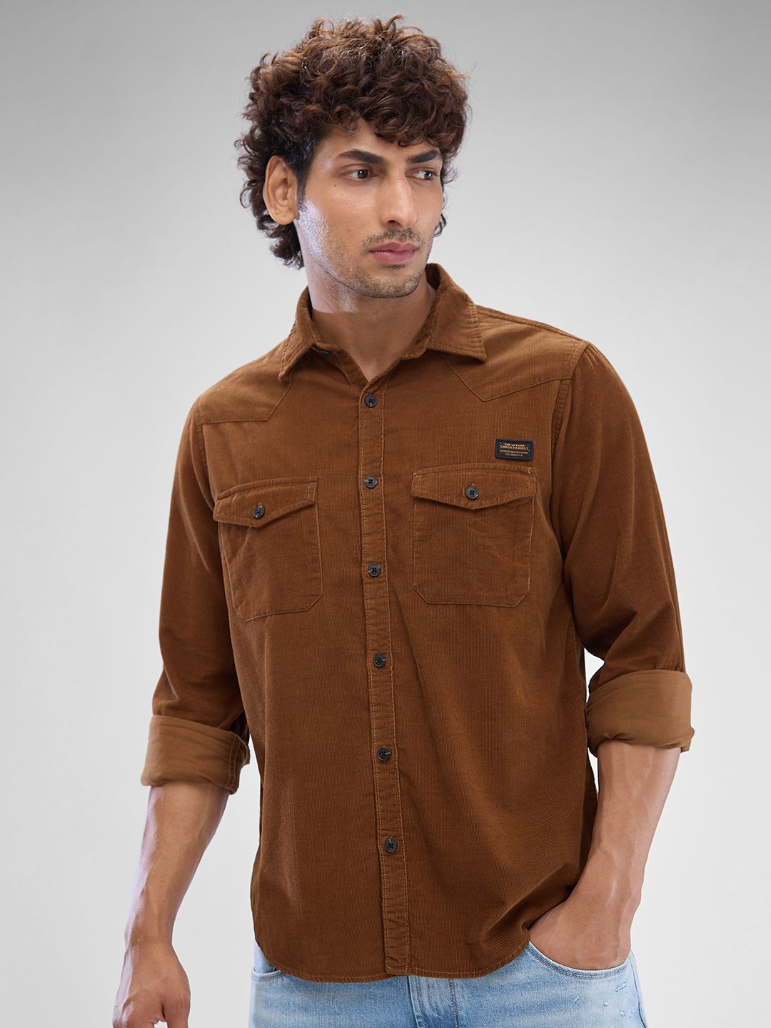 SPYKAR Men Slim Fit Opaque Solid Spread Collar Casual Shirt