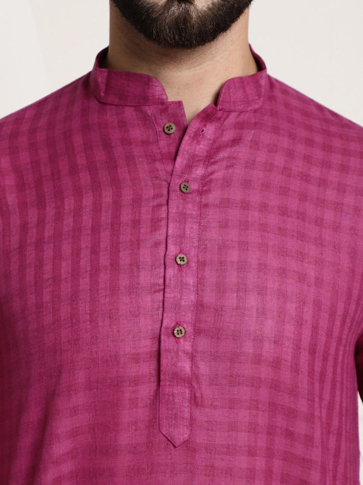 SOJANYA Men Magenta Dobby Checked Straight Kurta