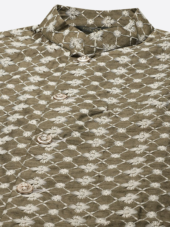 SOJANYA Men Olive Green & White Ethnic Motifs Embroidered Kurta with Churidar & Jacket
