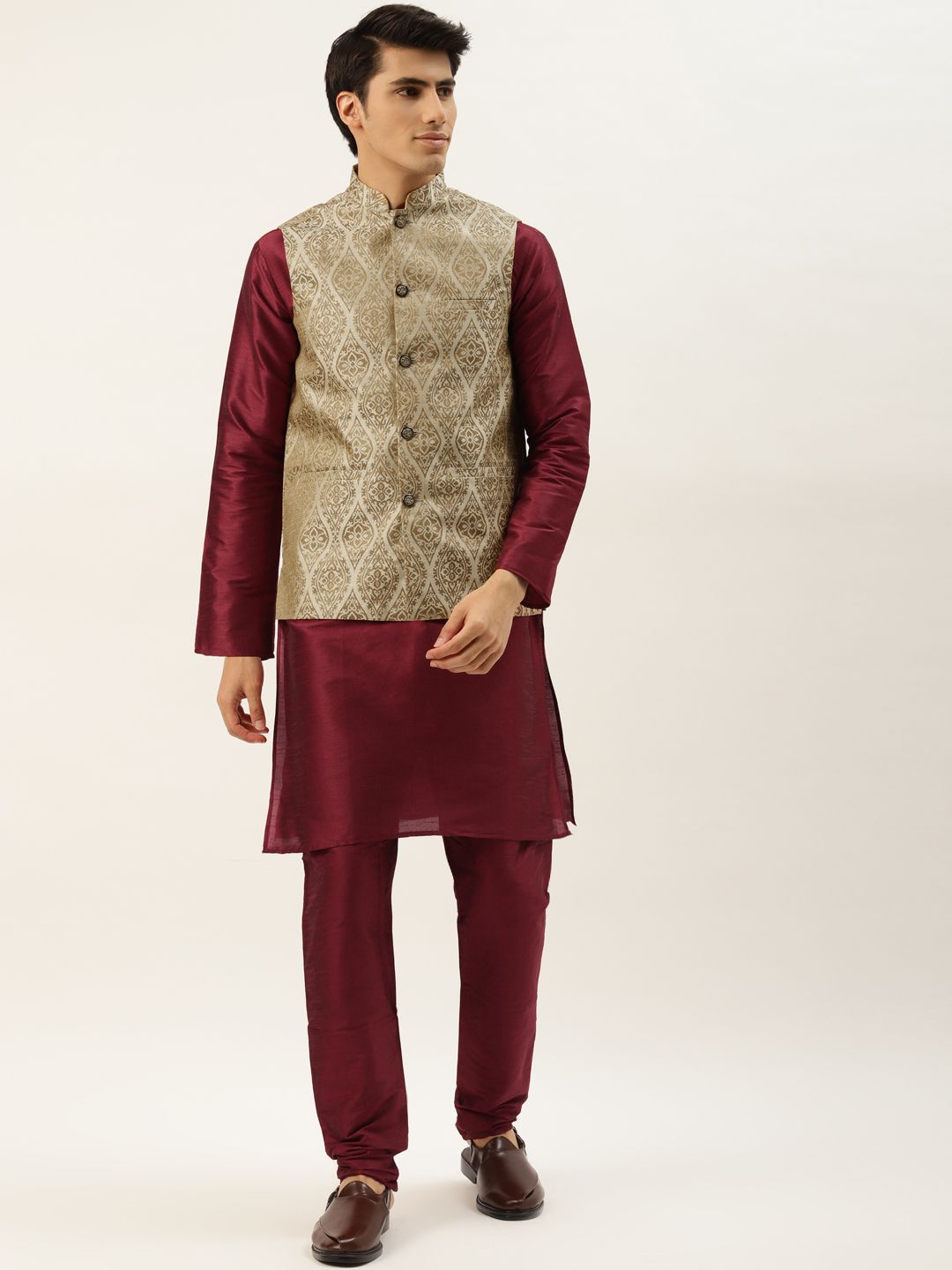 SOJANYA Men Maroon Kurta with Churidar & Nehru Jacket