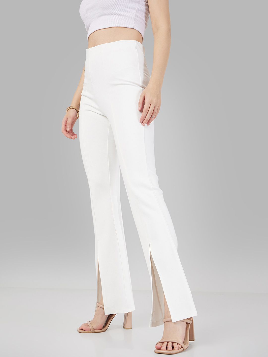 SASSAFRAS Women White Slim Fit Mid Rise Trousers