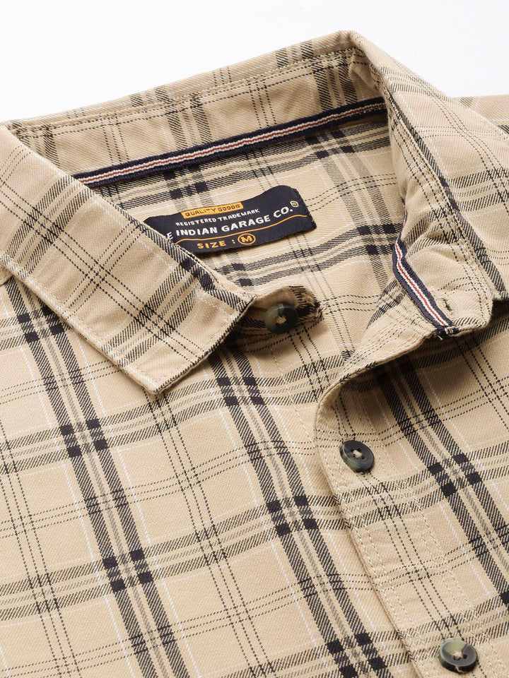 The Indian Garage Co Men Slim Fit Checked Casual Shirt