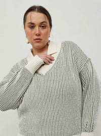 CURVY STREET Women Striped Pullover Sweater