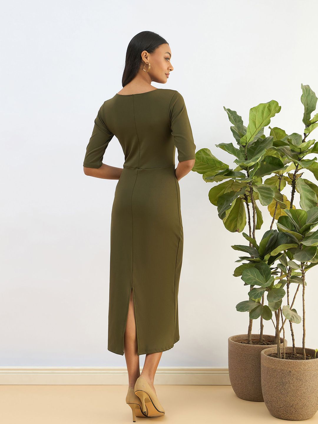 SASSAFRAS BASICS Bodycon Midi Dress