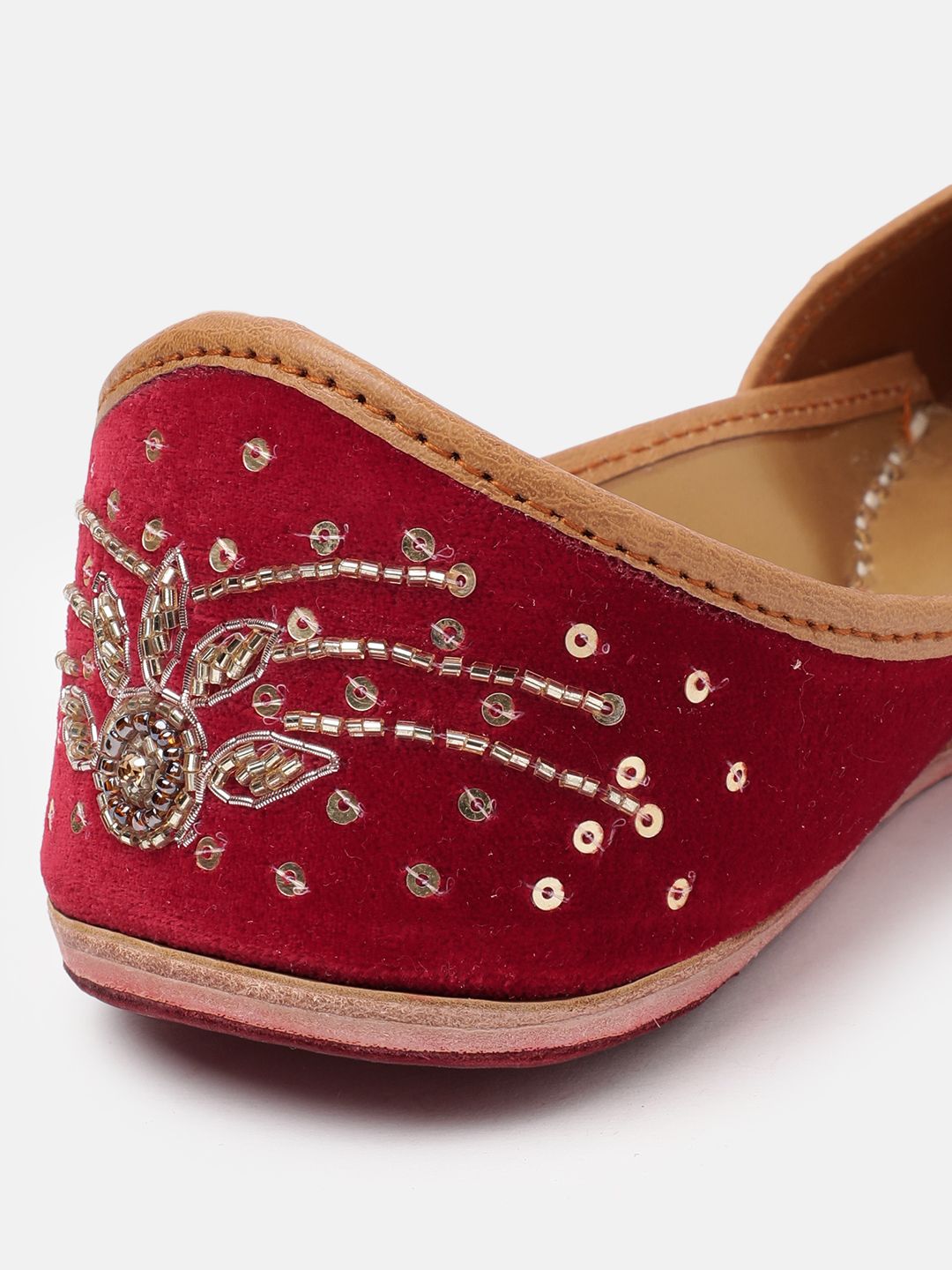 House of Pataudi Women Ethnic Embellished Mojaris