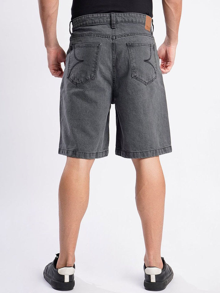 Bene Kleed Men Relaxed Fit Mid-Rise Cotton Denim Shorts