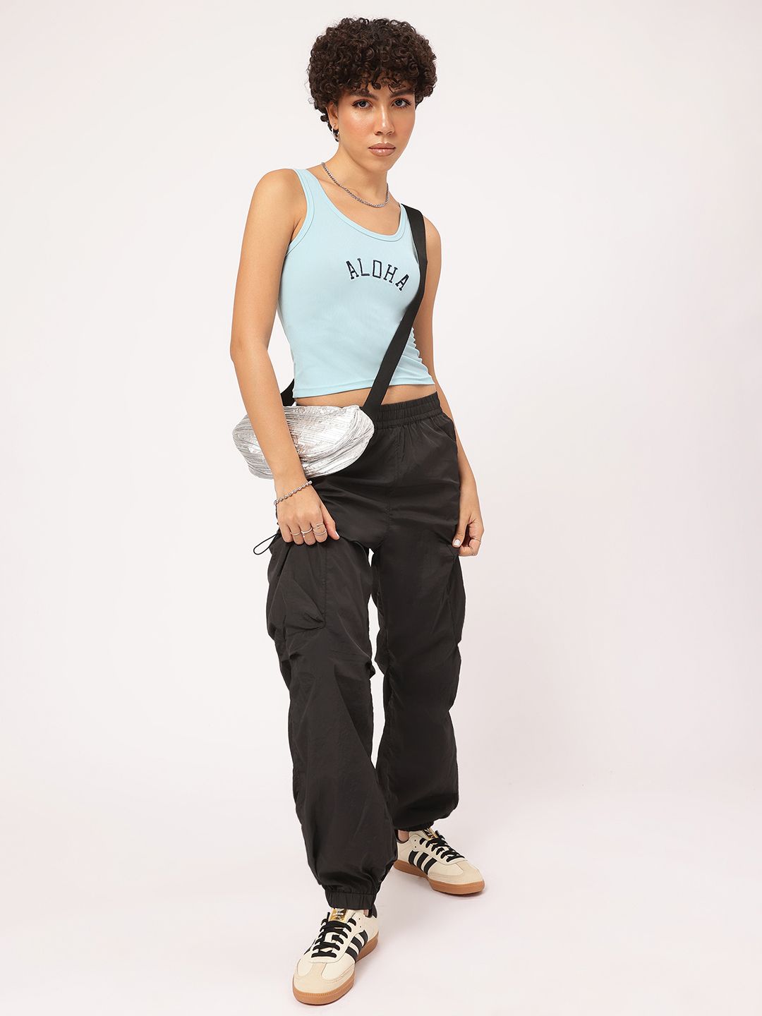 DressBerry Sleeveless Sizzle Ribbed Sung Top