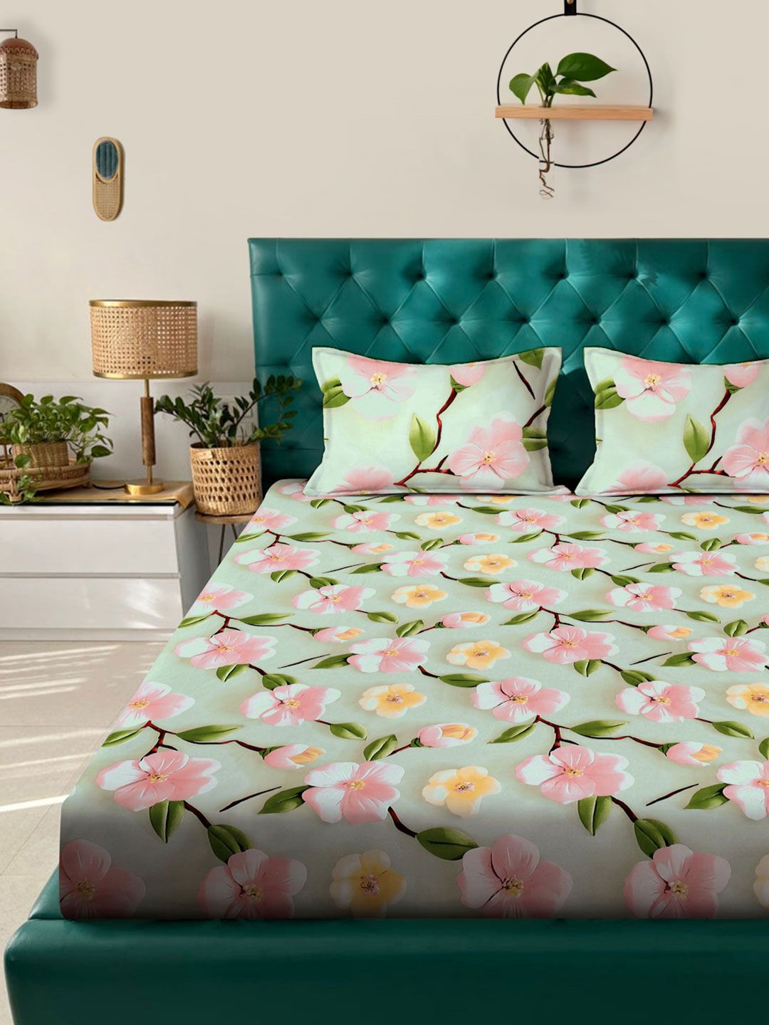 KLOTTHE Green & Yellow Floral Printed 300 TC King Double 7D Bedsheet With 2 Pillow Covers