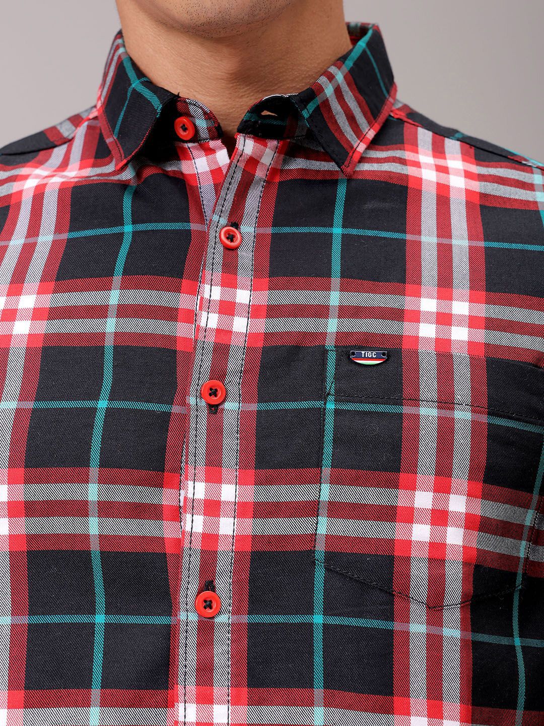 The Indian Garage Co Men Cutaway Collar Checked Cotton Slim Fit Casual Shirt