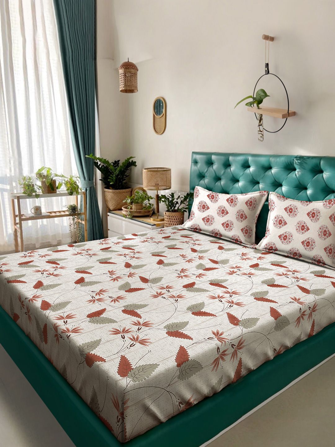 KLOTTHE Beige Floral Printed Fitted 400 TC Cotton King Bedsheet & 2 Pillow Covers