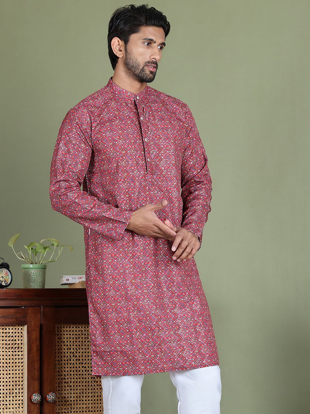 Jompers Ethnic Printed Sequinned Mandarin Collar Kurta