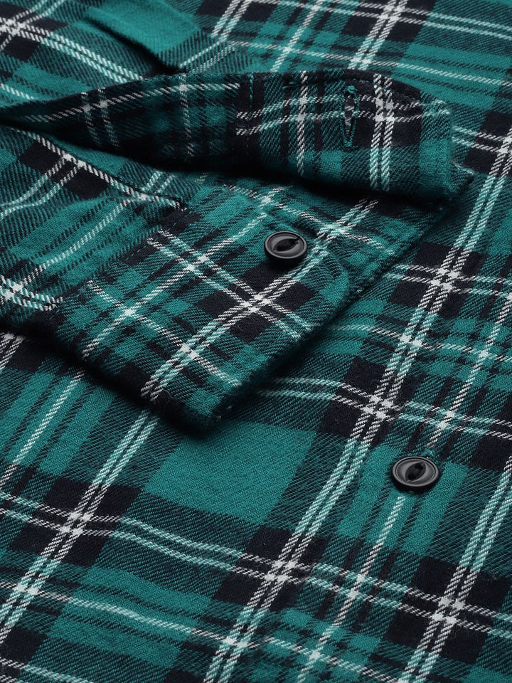 THE BEAR HOUSE Men Green & Black Slim Fit Checked Flannel Cotton Casual Shirt