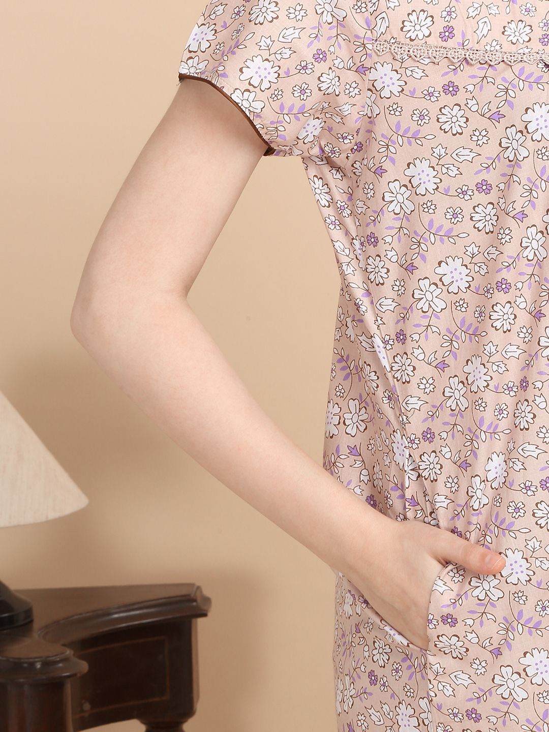 Sweet Dreams Women Round Neck Pure Cotton Nightdress