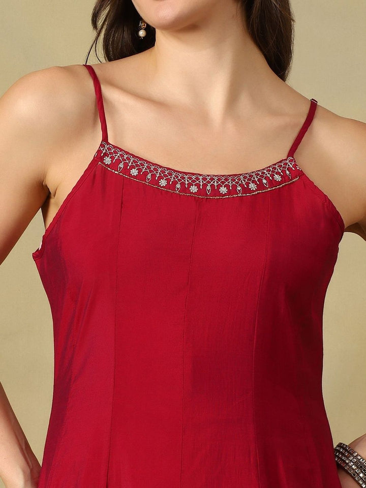 Motif Etnik Wanita Mamicha Bersulam Benang Biasa Kurta Kerja dengan Seluar & Dengan Dupatta