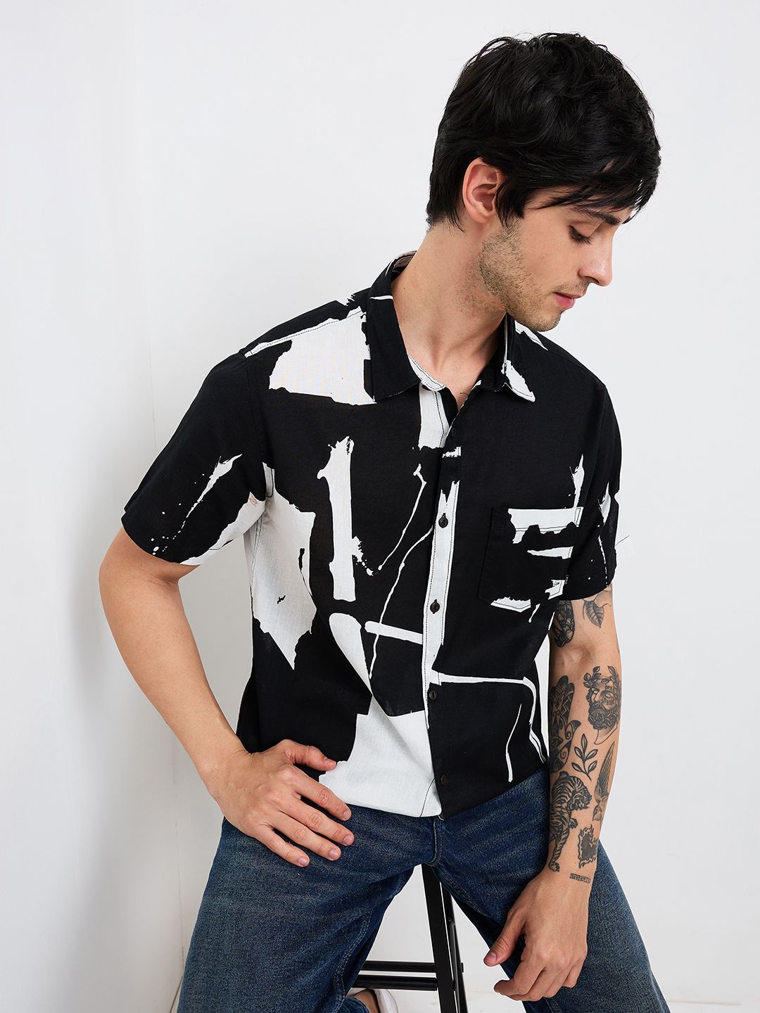 SPYKAR Men Spread Collar Abstract Printed Cotton Casual Shirt