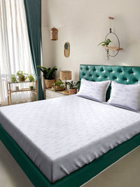 Klotthe White Floral 400 TC Pure Cotton Super King Double Bedsheet dalam Pembungkusan Lipat Buku