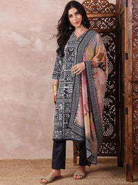 KALINI Geometric Printed Thread Work Straight Kurta with Trousers & Dupatta