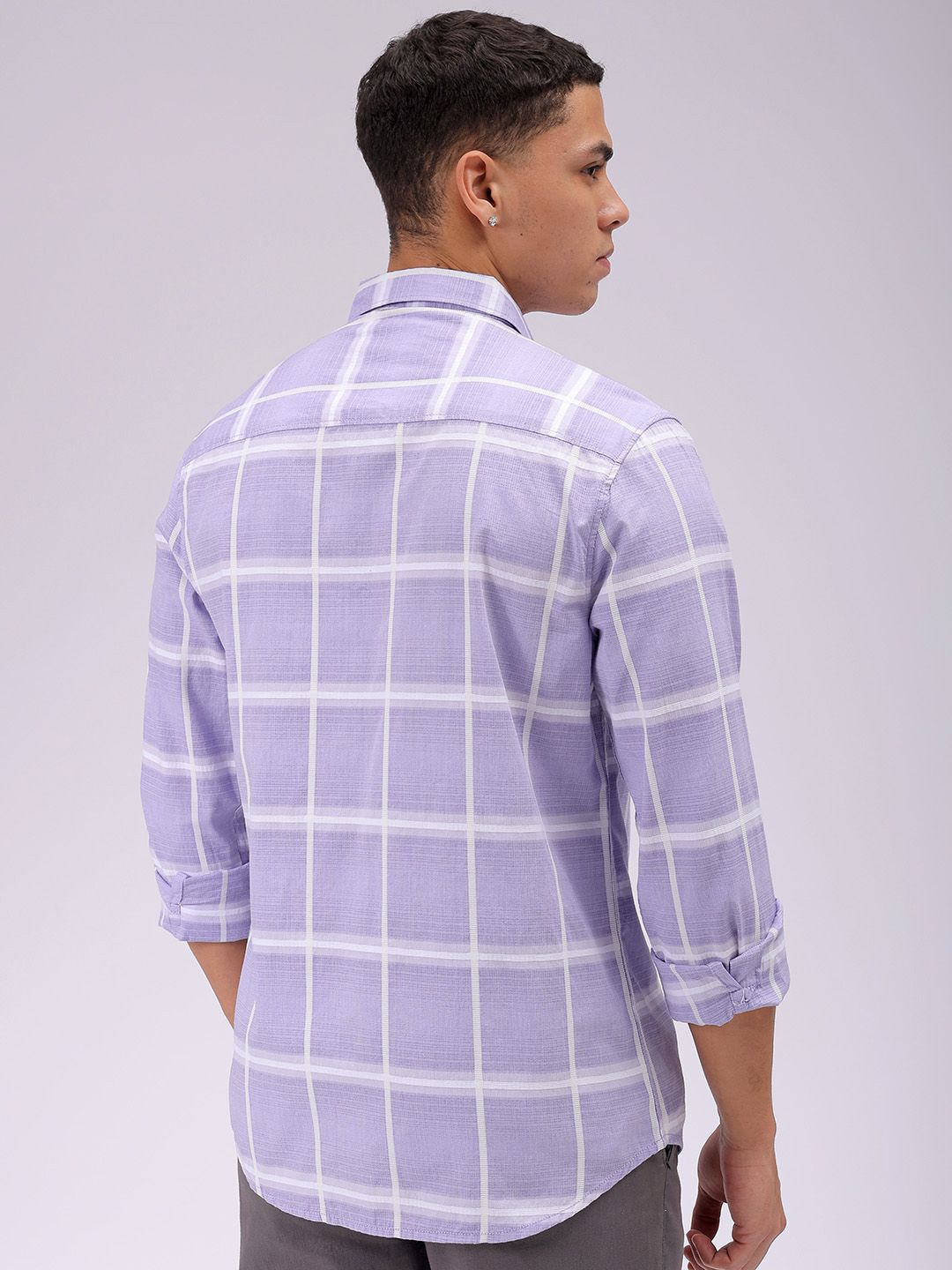 The Indian Garage Co Men Cutaway Collar Checked Cotton Slim Fit Casual Shirt
