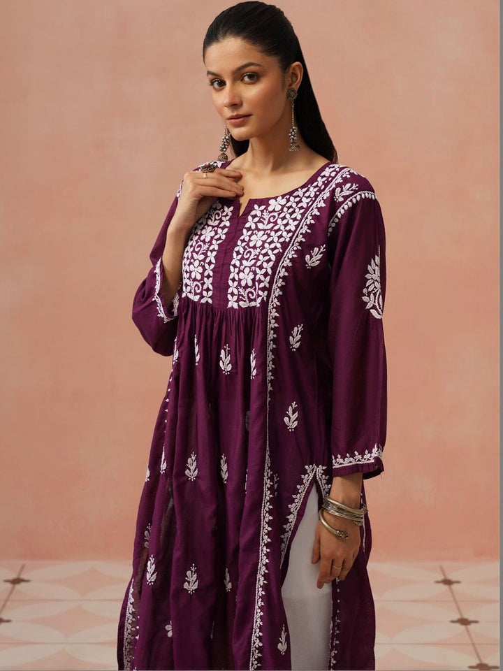 House of Chikankari Women Embroidered Chikankari Chanderi Silk Kurta
