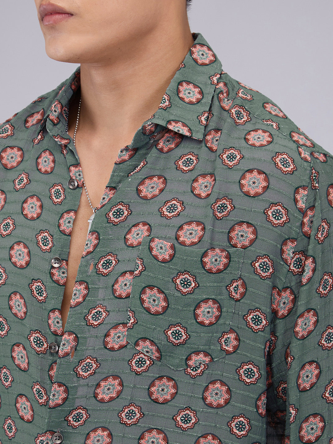 VASTRADO Men Classic Fit Spread Collar Floral Printed Relaxed Fit Casual Shirt
