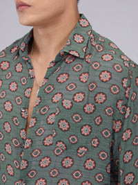 VASTRADO Men Classic Fit Spread Collar Floral Printed Relaxed Fit Casual Shirt