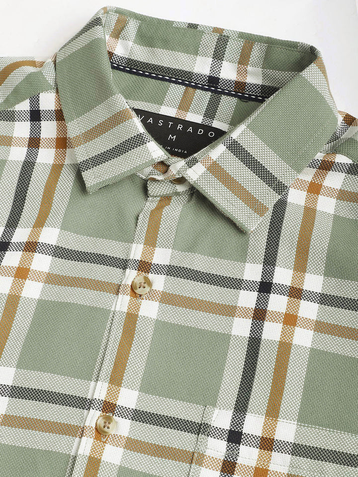 VASTRADO Classic Slim Fit Opaque Checked Pure Cotton Casual Shirt