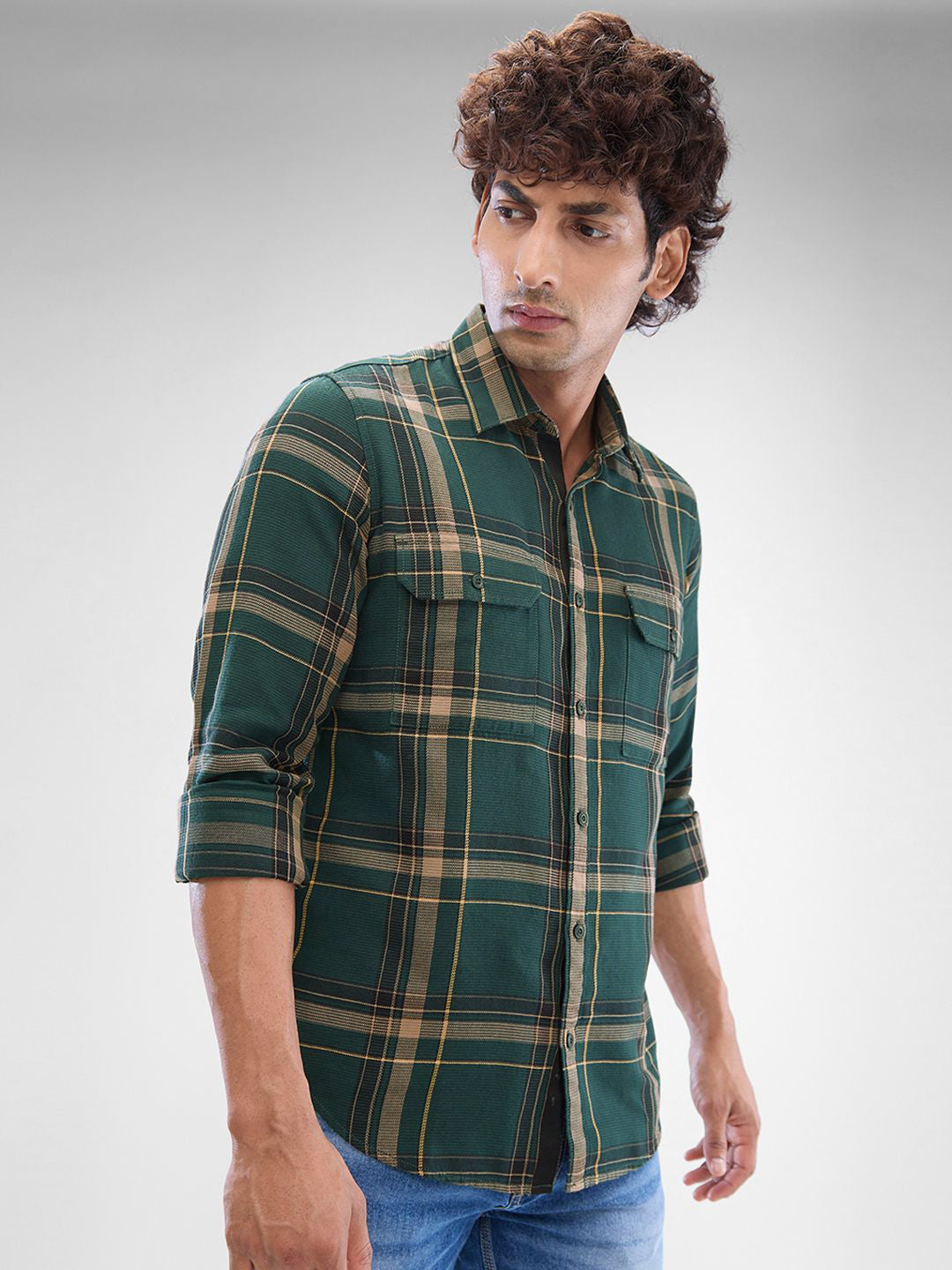 SPYKAR Men Slim Fit Opaque Checked Spread Collar Pure Cotton Casual Shirt