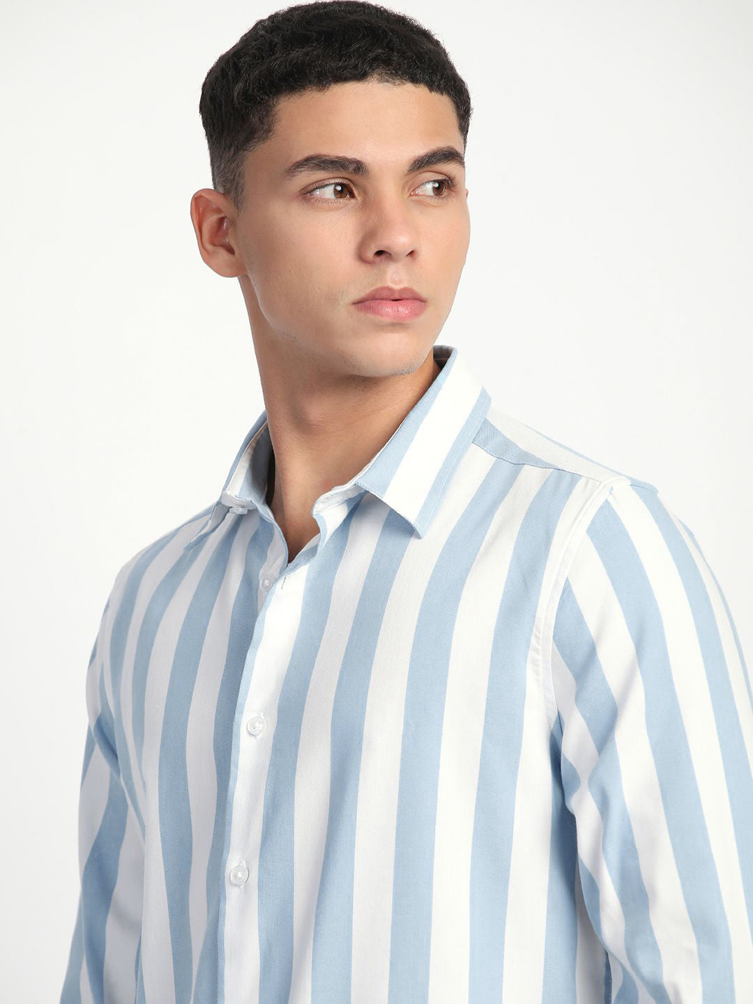 THE BEAR HOUSE Men Slim Fit Striped Casual Shirt