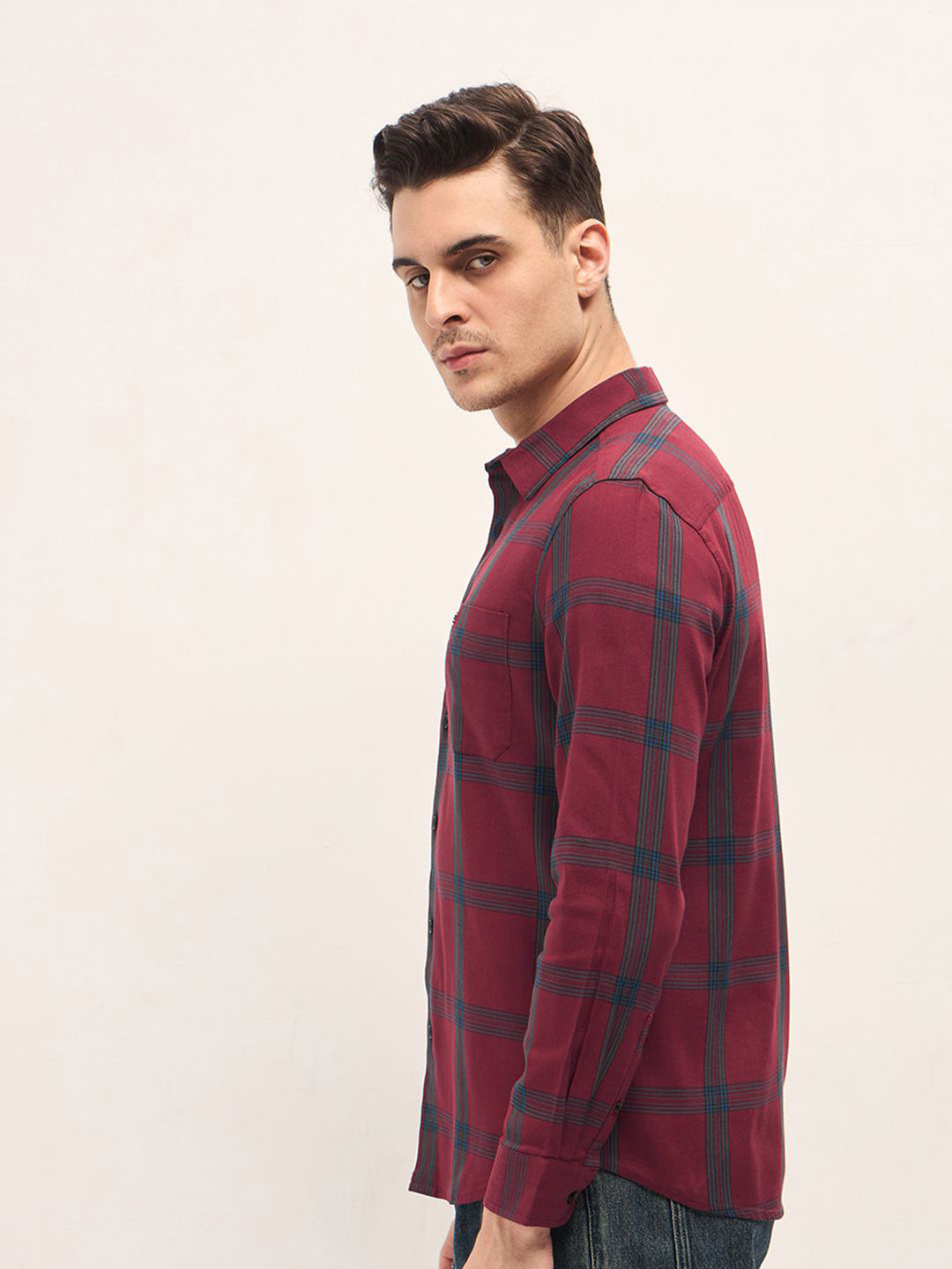 THE BEAR HOUSE Men Slim Fit Spread Collar Windowpane Checked Cotton Casual Shirt