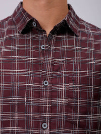 The Indian Garage Co Men Slim Fit Opaque Checked Casual Shirt