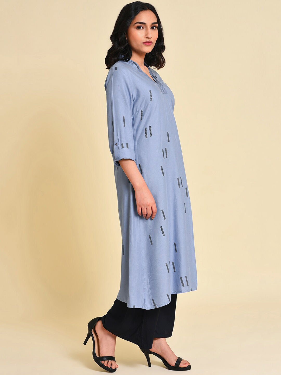 W Geometric Printed V-Neck Anarkali Kurta