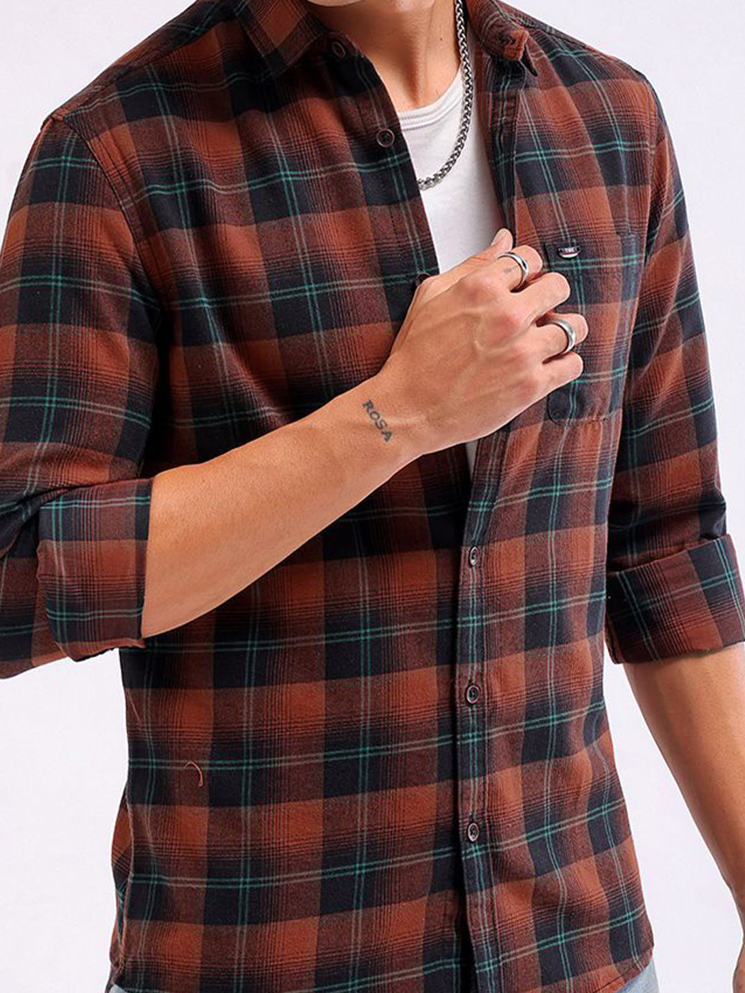 The Indian Garage Co Slim Fit Buffalo Checked Spread Collar Pure Cotton Casual Shirt
