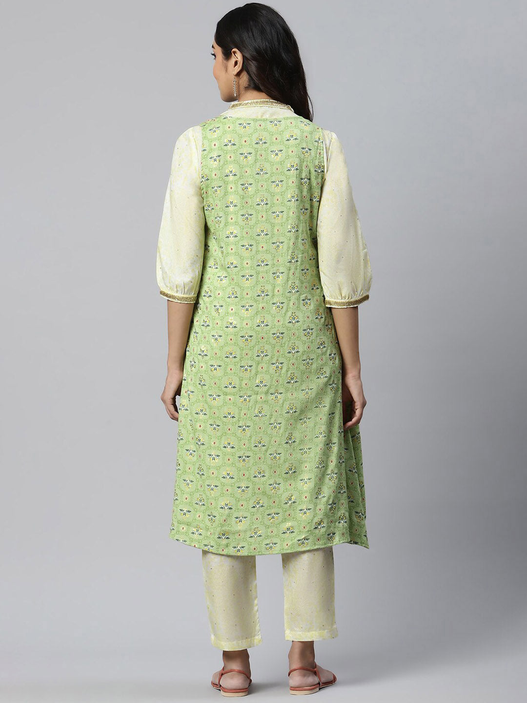 AURELIA Women Green Ethnic Motifs Embroidered Layered Kurta with Trousers