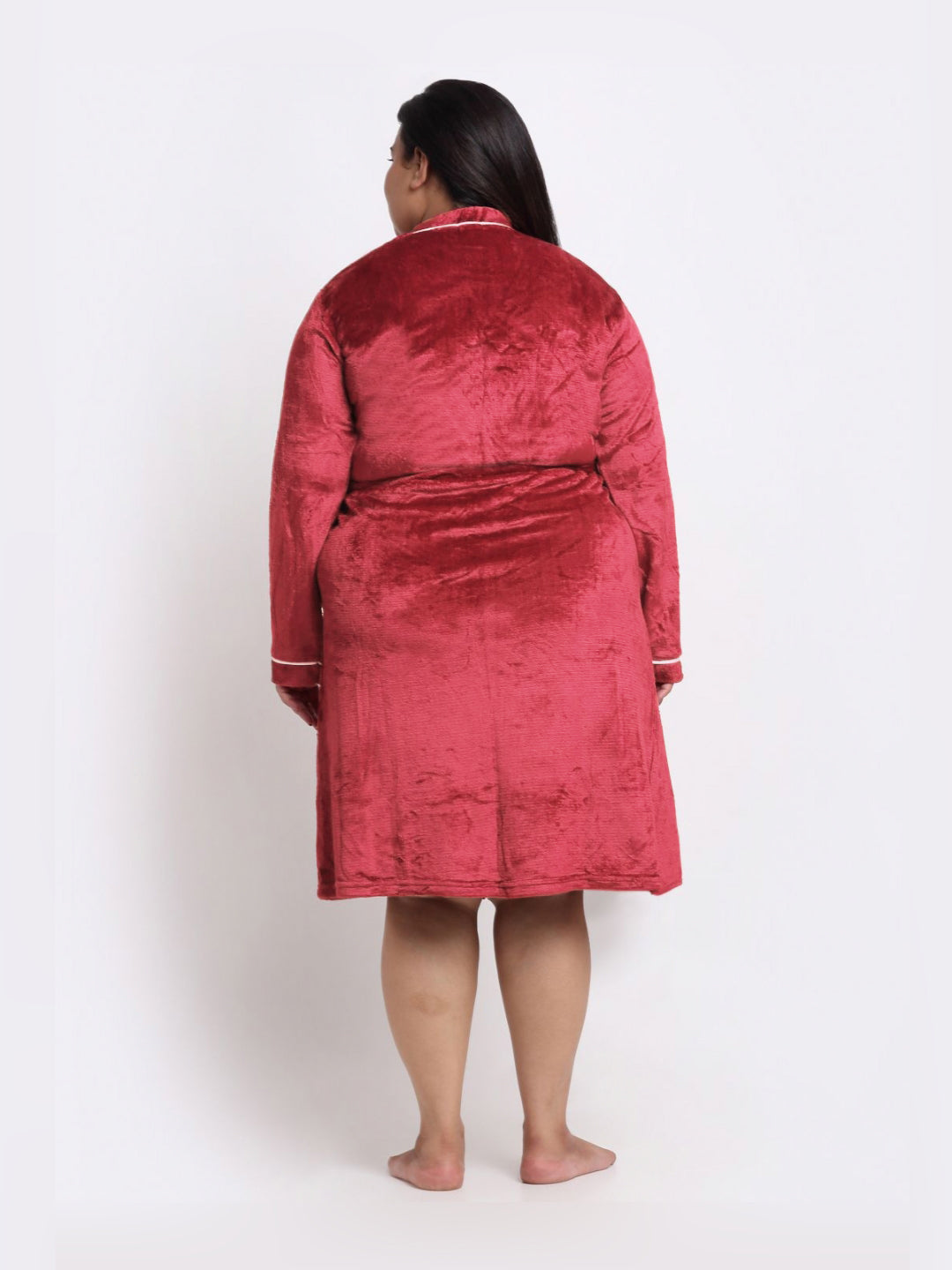 KLOTTHE Plus Size Red Woollen Long Sleeves Bath Robe With Belt