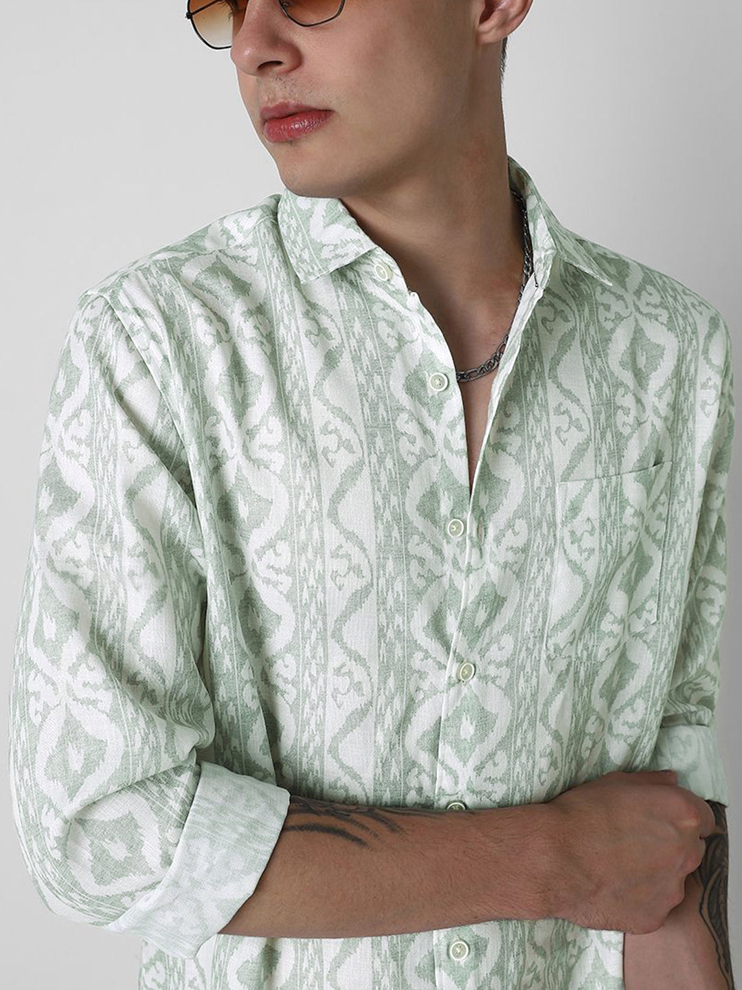 VASTRADO Men Classic Slim Fit Opaque Printed Pure Cotton Casual Shirt