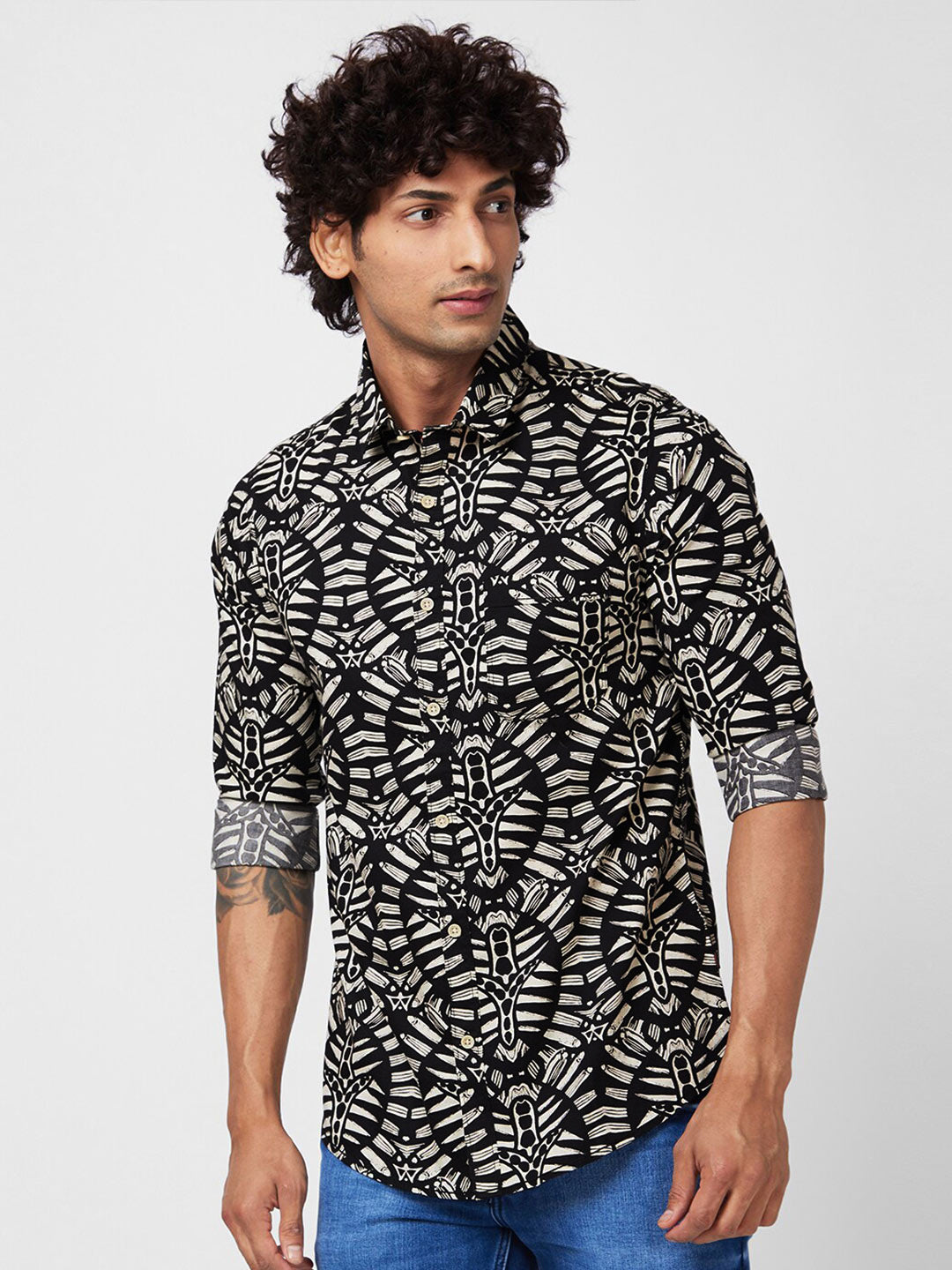 SPYKAR Men Slim Fit Printed Pure Cotton Casual Shirt