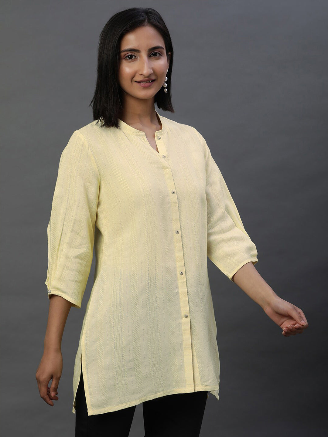 AURELIA Geometric Woven Design Mandarin Collar Straight Kurti