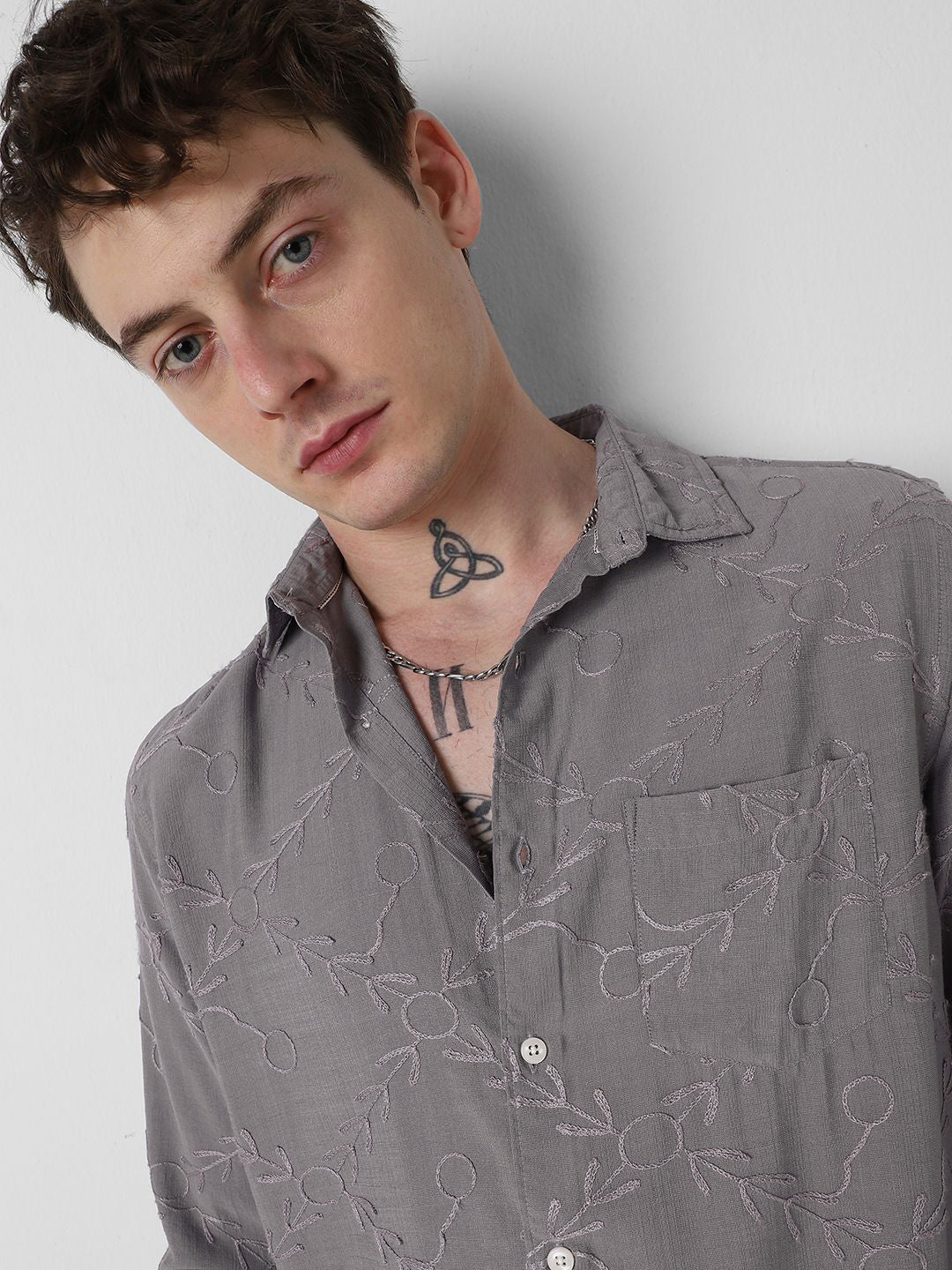 VASTRADO Men Classic Spread Collar Textured Solid Pure Cotton Slim Fit Casual Shirt