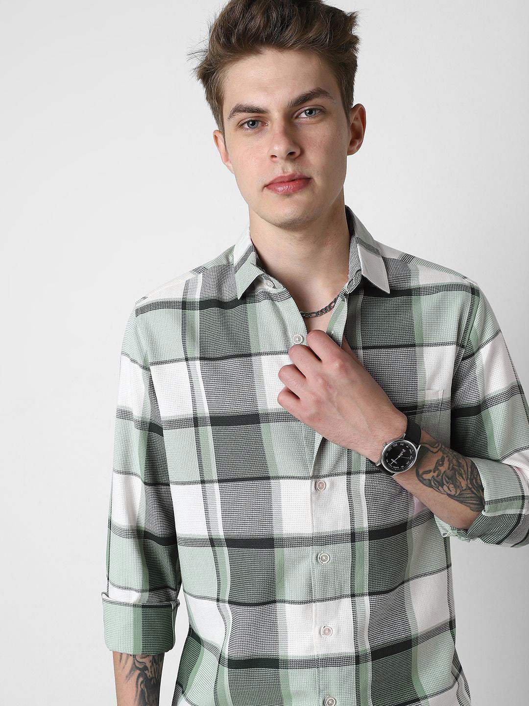 VASTRADO Men Classic Tartan Checks Opaque Checked Casual Shirt