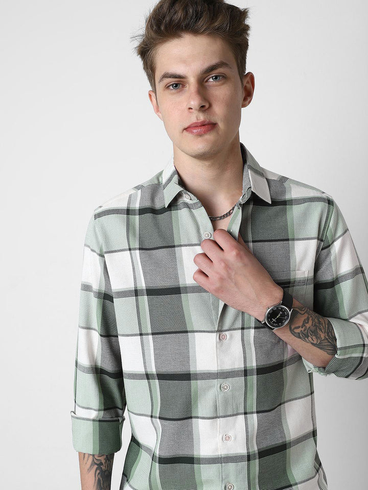 VASTRADO Men Classic Tartan Checks Opaque Checked Casual Shirt